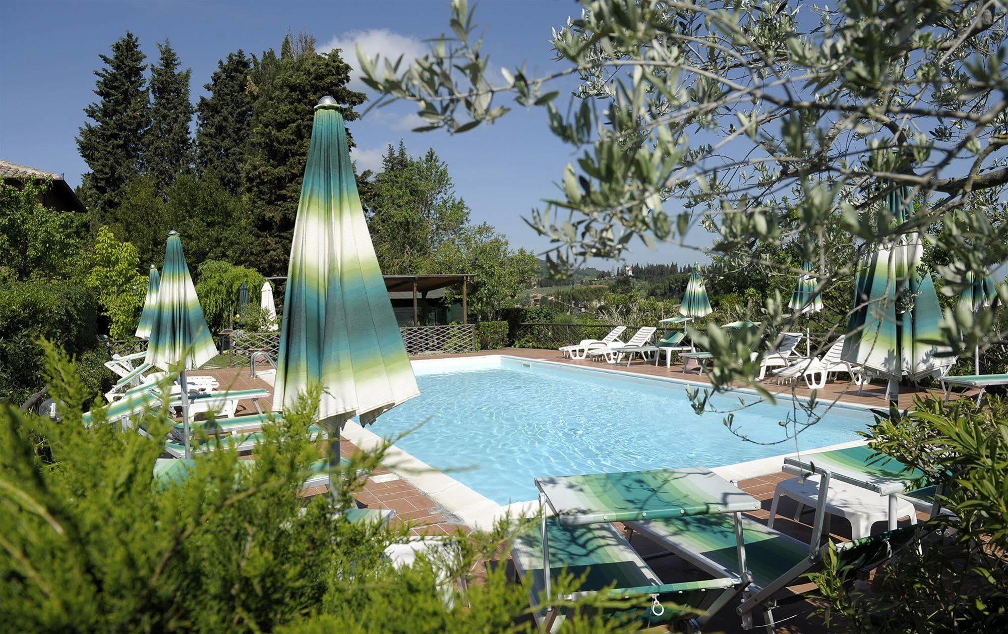 Hotel Villa Belvedere ซานจีมิญญาโน ภายนอก รูปภาพ