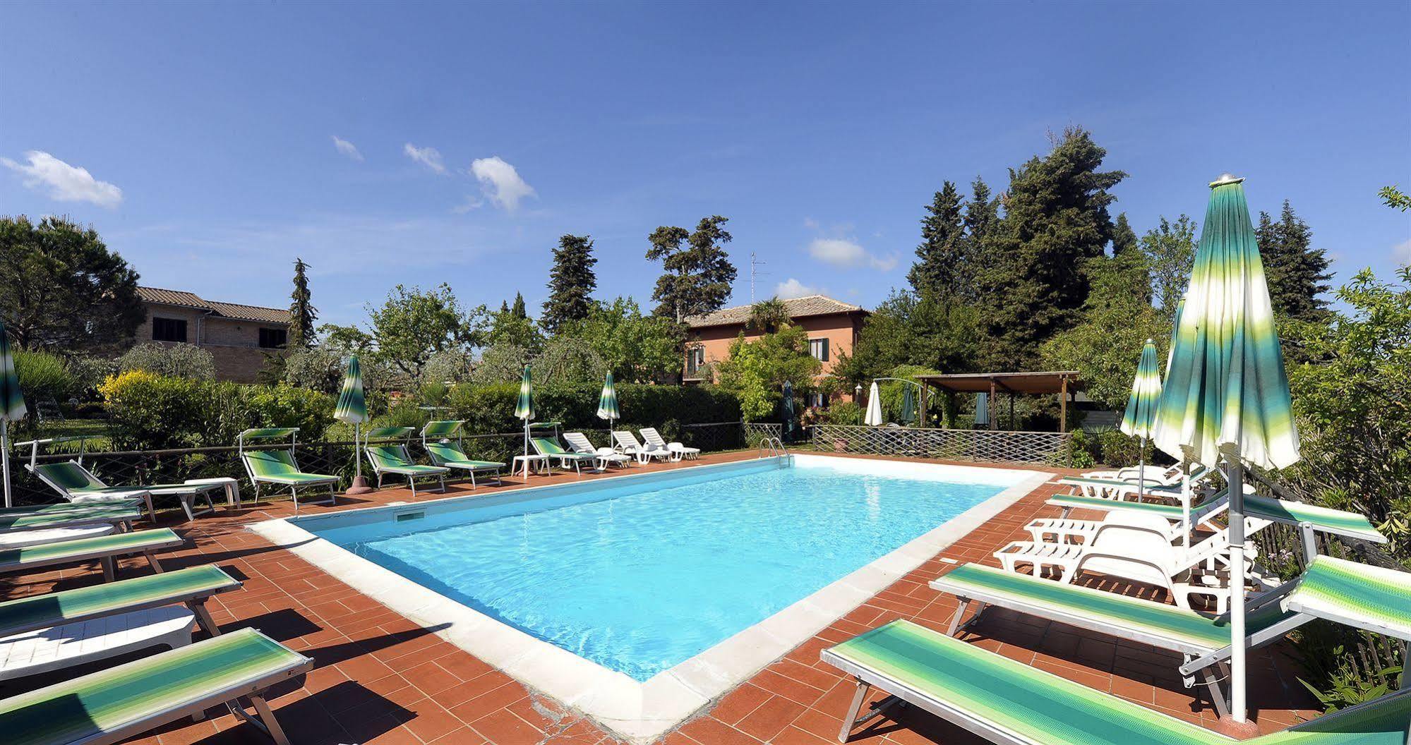 Hotel Villa Belvedere ซานจีมิญญาโน ภายนอก รูปภาพ